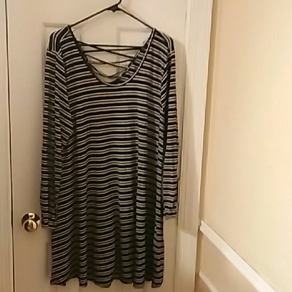 Casual long sleeve dress